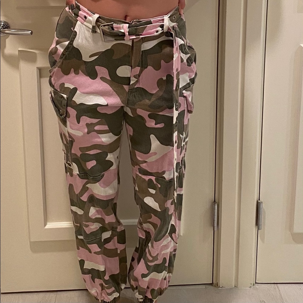 Hot & delicious camp pants